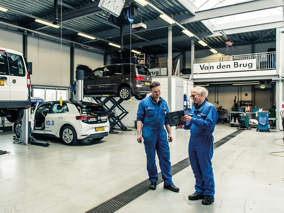Vacature technisch specialist (1e monteur) | Van den Brug Franeker